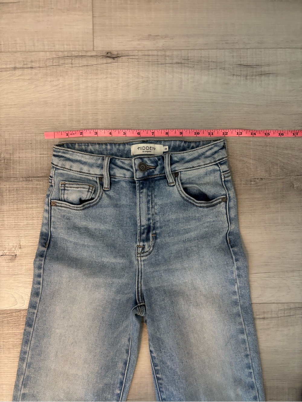 Hidden Jeans High Rise Straight Leg Jeans Light Wash Raw Hem Size 24 - Picture 2 of 10